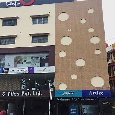 Super Collection O Gokul Residency Near Emami City Dumdum Opposite Raja Palace Hotel Dam Dam Exterior photo