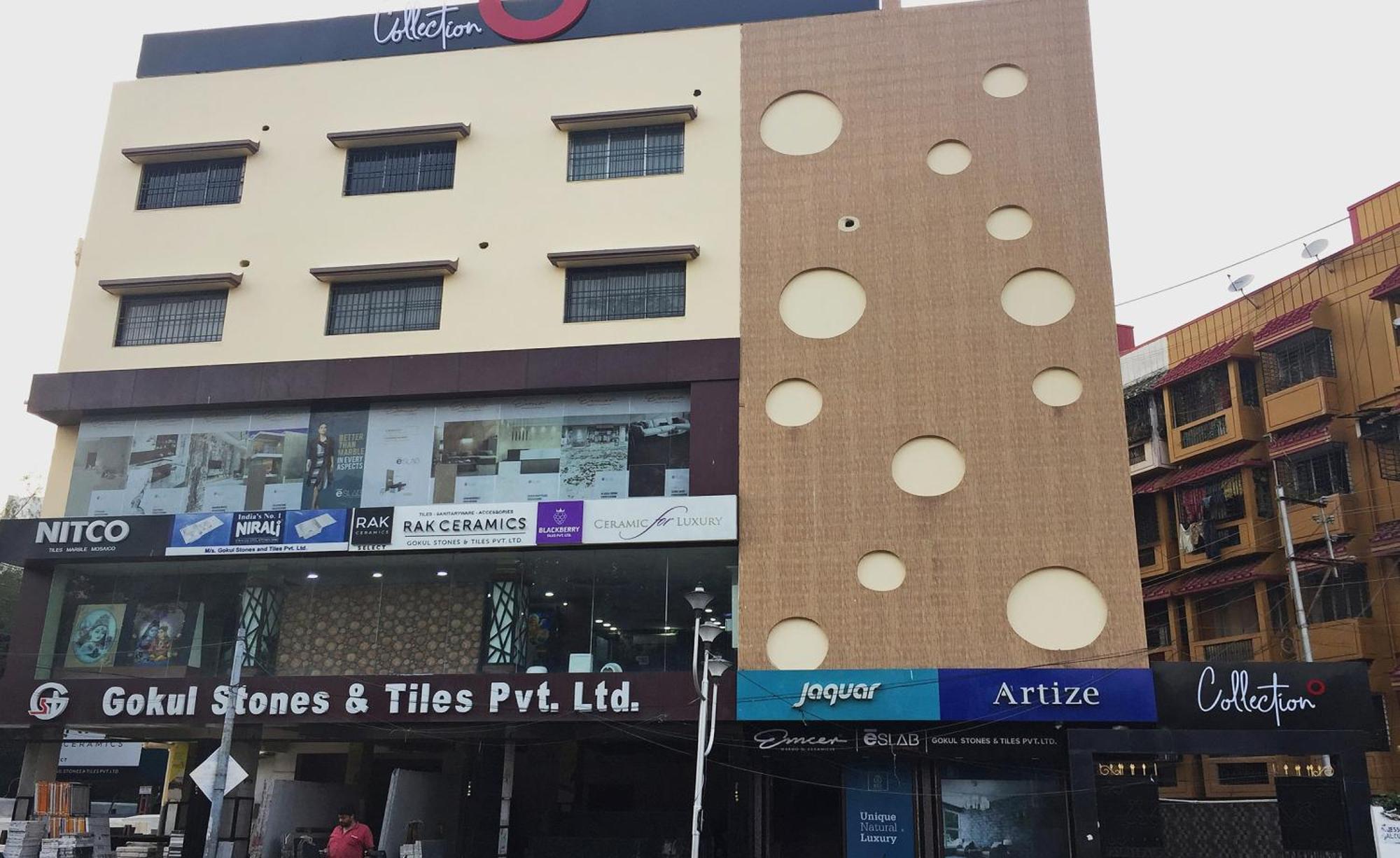 Super Collection O Gokul Residency Near Emami City Dumdum Opposite Raja Palace Hotel Dam Dam Exterior photo