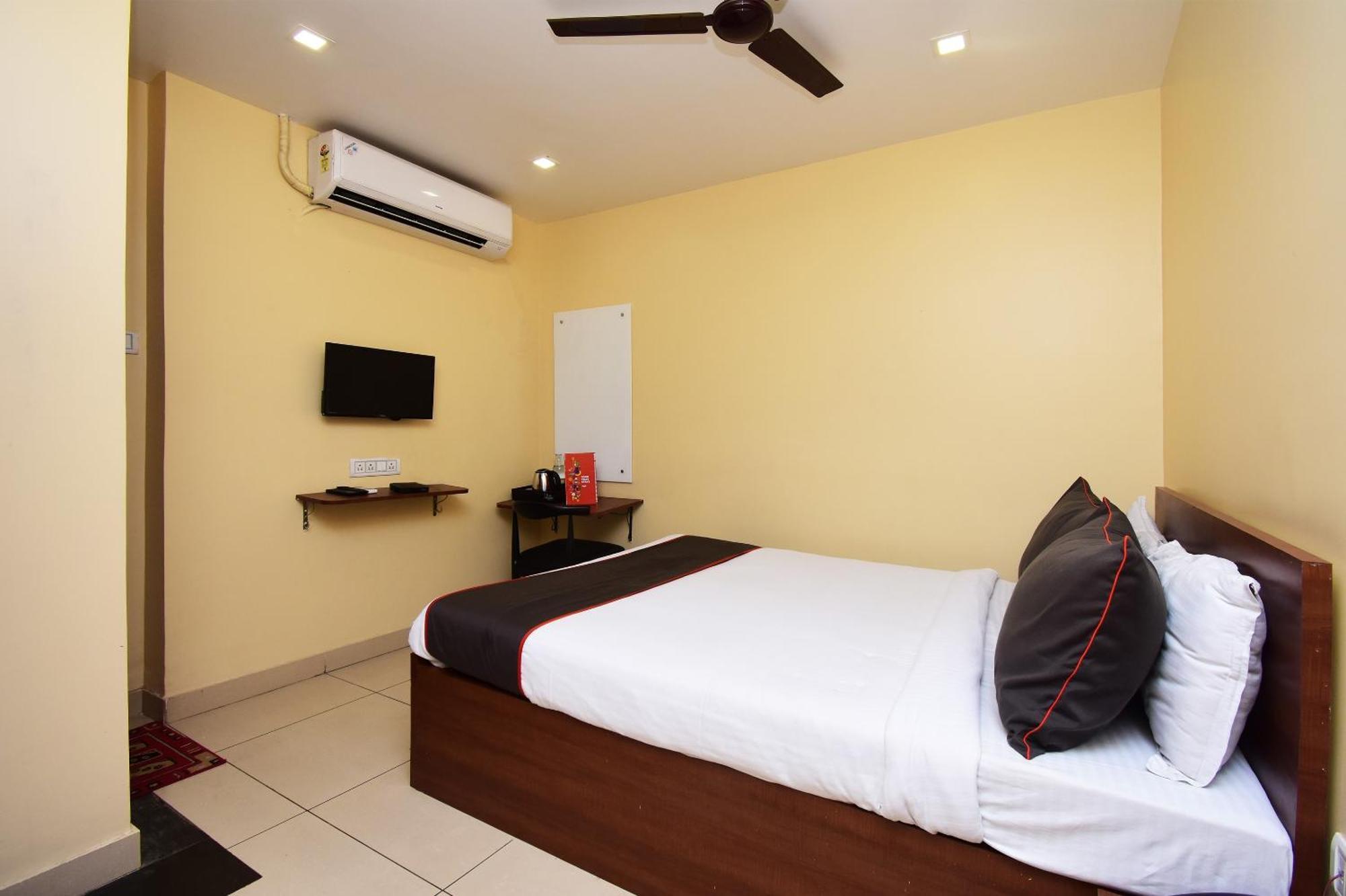 Super Collection O Gokul Residency Near Emami City Dumdum Opposite Raja Palace Hotel Dam Dam Exterior photo