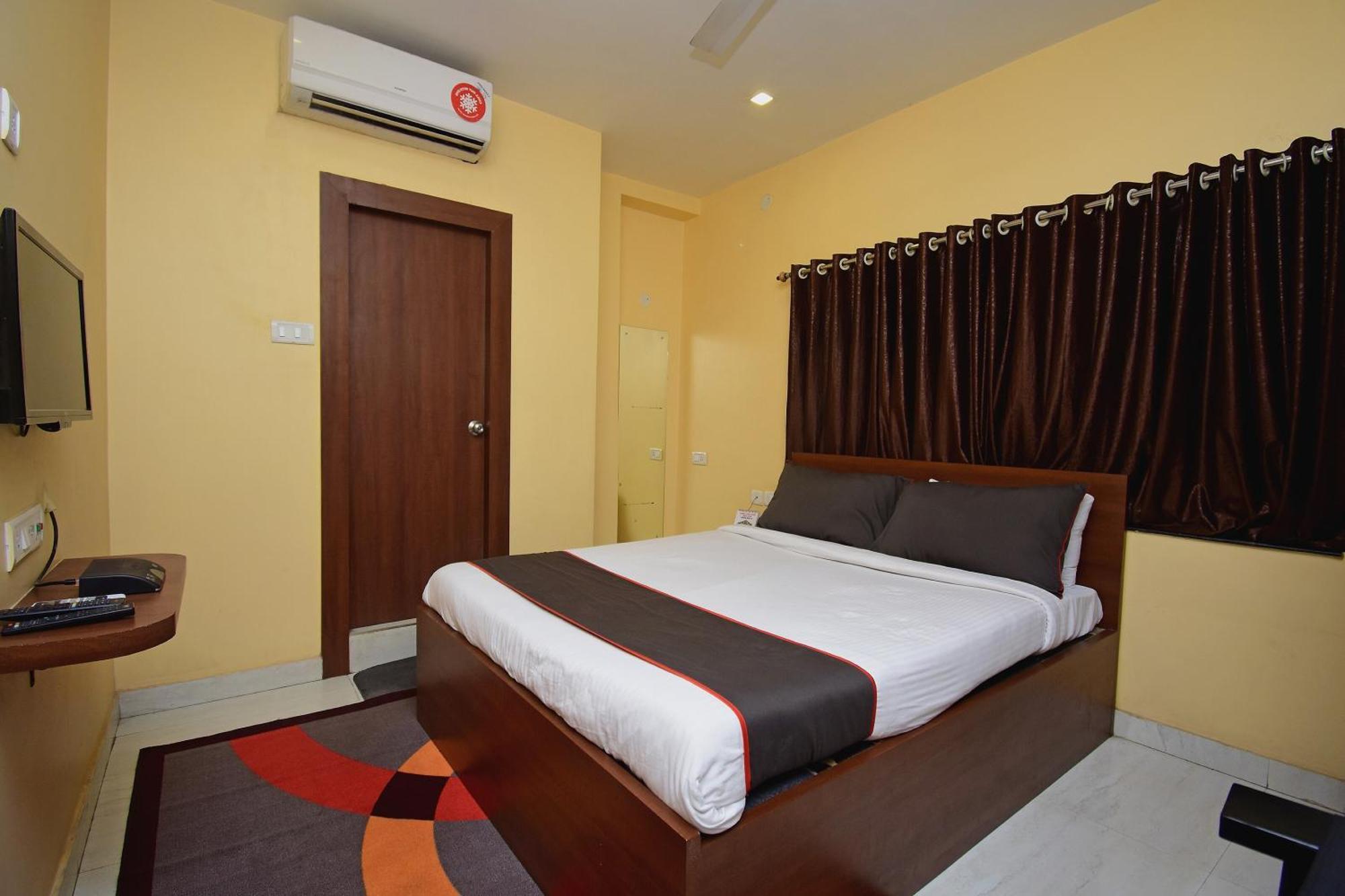 Super Collection O Gokul Residency Near Emami City Dumdum Opposite Raja Palace Hotel Dam Dam Exterior photo