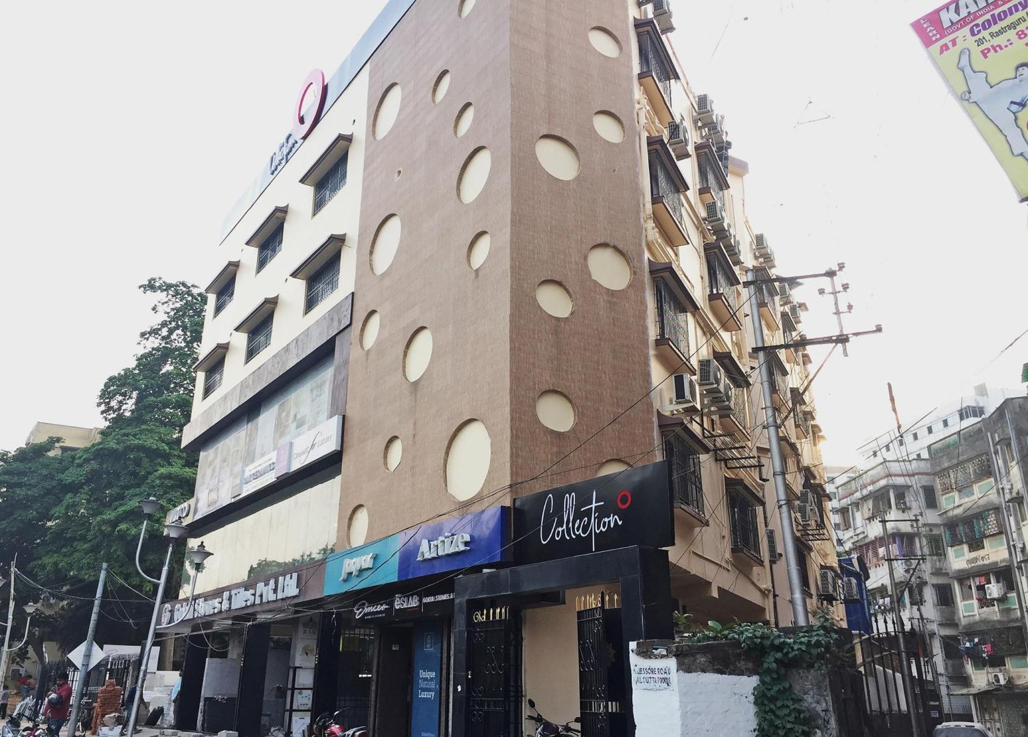 Super Collection O Gokul Residency Near Emami City Dumdum Opposite Raja Palace Hotel Dam Dam Exterior photo